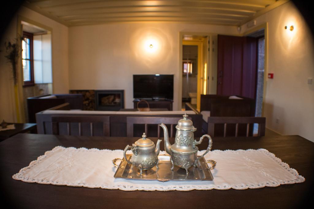 Casas Dos Avos Guest House Vale de Cambra Rom bilde