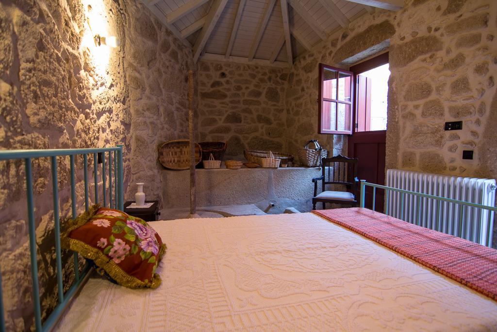 Casas Dos Avos Guest House Vale de Cambra Rom bilde