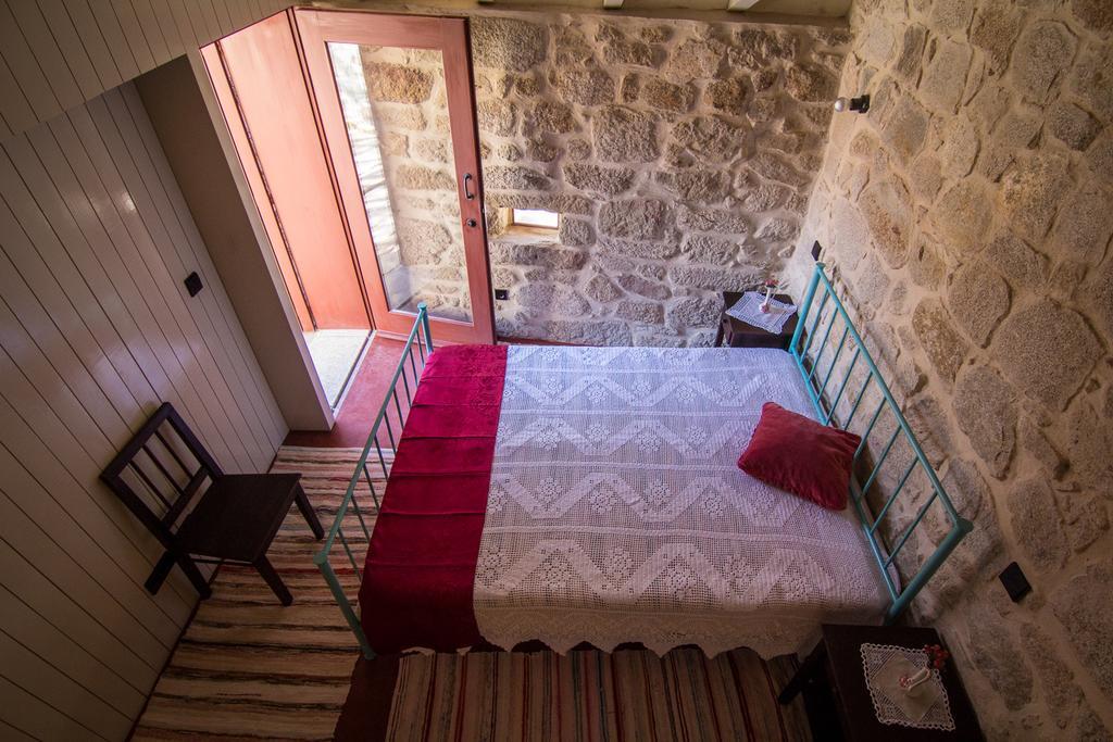 Casas Dos Avos Guest House Vale de Cambra Rom bilde