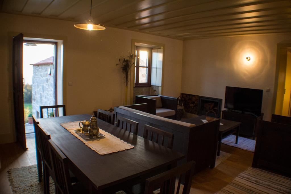 Casas Dos Avos Guest House Vale de Cambra Rom bilde